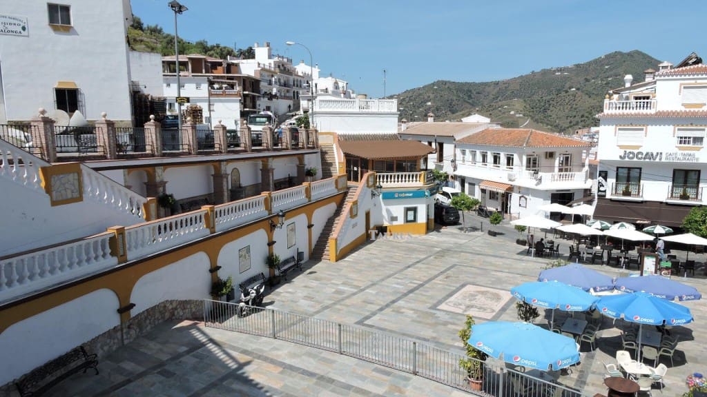 2 soverom Hus til salgs i Sayalonga - € 112 000 (Ref: 3162983)