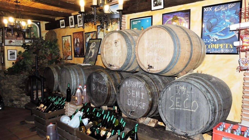 Erhverv til salg i Competa - € 365.000 (Ref: 3163017)