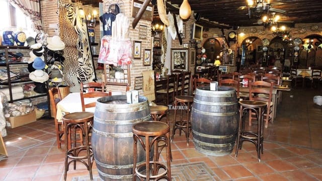 Commercial for sale in Cómpeta - € 365,000 (Ref: 3163017)