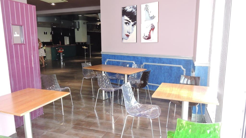 Erhverv til salg i Competa - € 365.000 (Ref: 3163024)