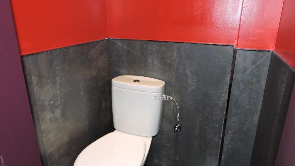 Erhverv til salg i Competa - € 365.000 (Ref: 3163024)