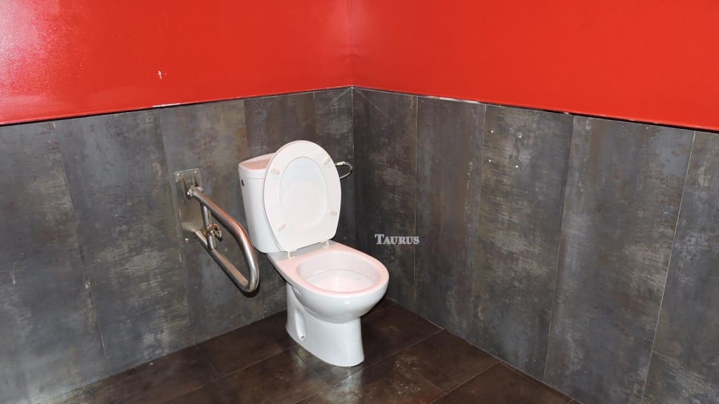 Erhverv til salg i Competa - € 365.000 (Ref: 3163024)