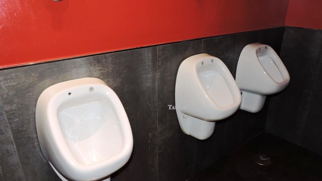 Erhverv til salg i Competa - € 365.000 (Ref: 3163024)