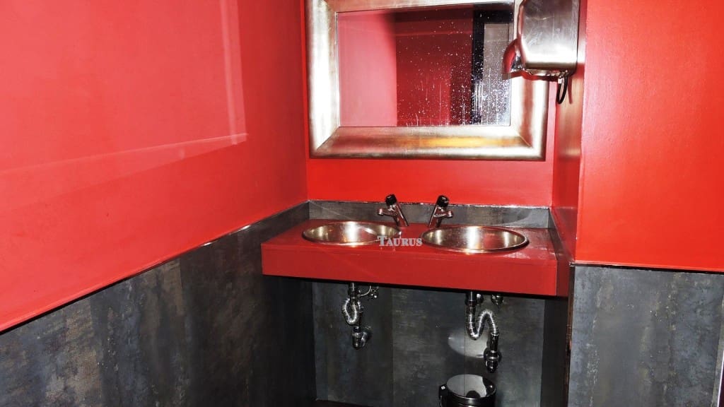 Erhverv til salg i Competa - € 365.000 (Ref: 3163024)