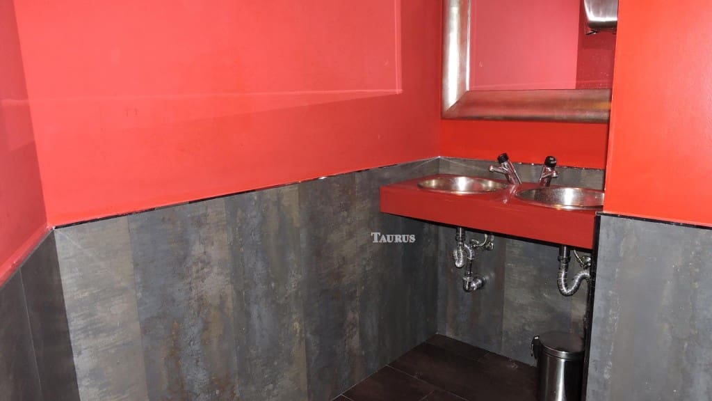 Erhverv til salg i Competa - € 365.000 (Ref: 3163024)