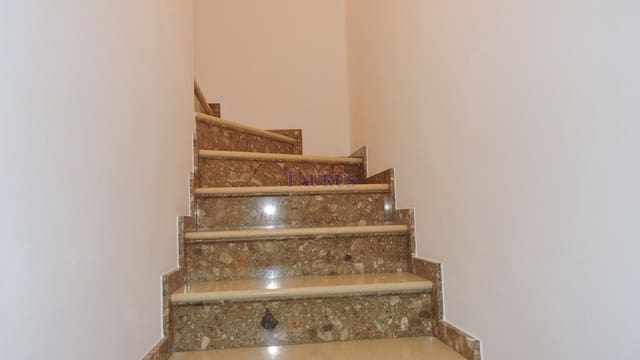 3 quarto Casa em Banda para venda em Cómpeta com garagem - 180 000 € (Ref: 3163037)