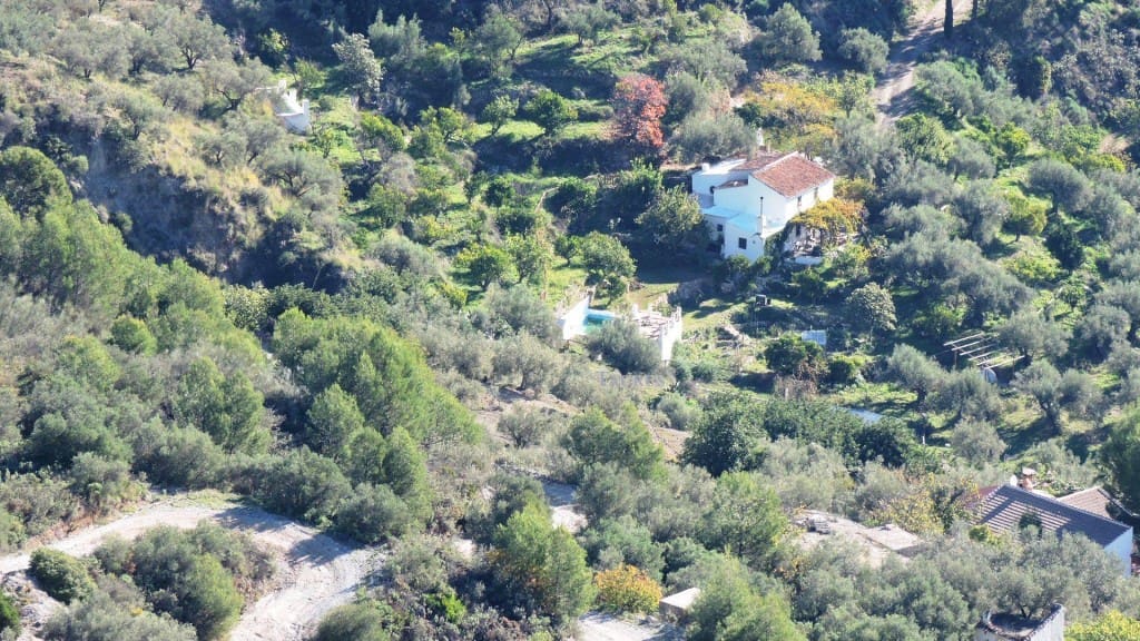 3 bedroom Villa for sale in Competa with pool garage - € 262,000 (Ref: 3163041)