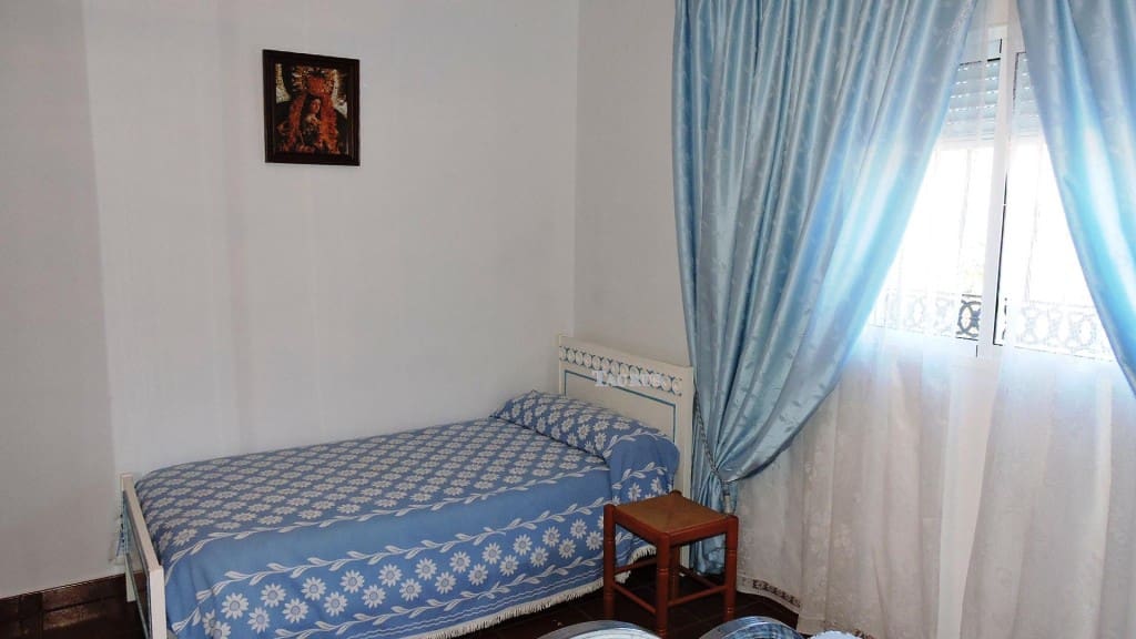 3 bedroom Villa for sale in Competa with pool garage - € 262,000 (Ref: 3163041)