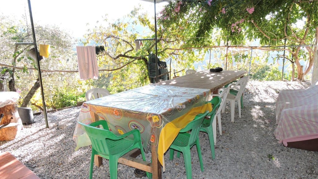 3 bedroom Villa for sale in Competa with pool garage - € 262,000 (Ref: 3163041)