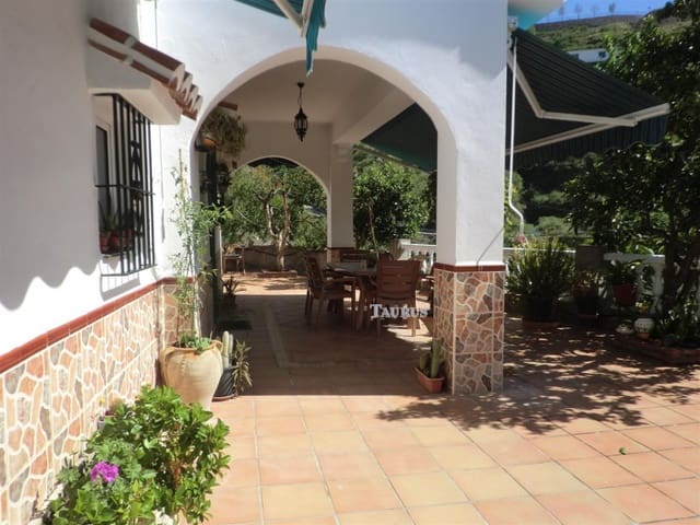 2 sypialnia Willa na sprzedaż w Cómpeta z garażem - 169 000 € (Ref: 3163107)