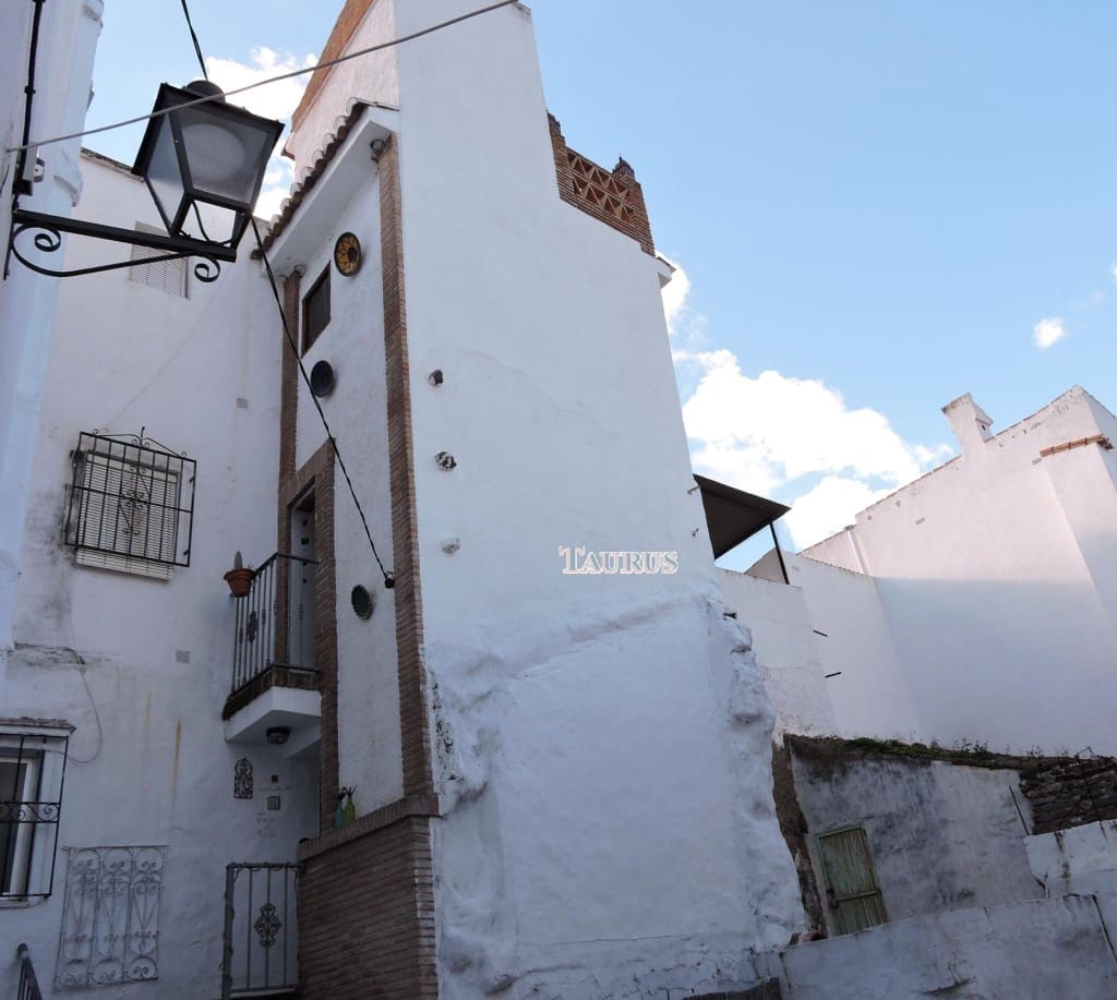 2 chambre Maison de Ville à vendre à Archez - 75 000 € (Ref: 3163110)