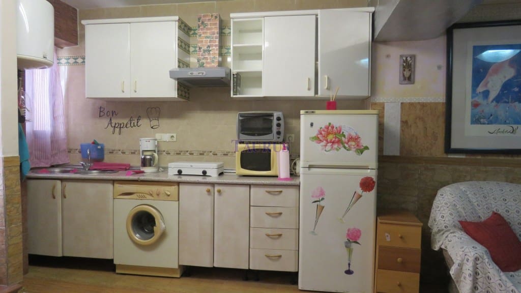 2 slaapkamer Huis te koop in Competa - € 66.000 (Ref: 3163145)