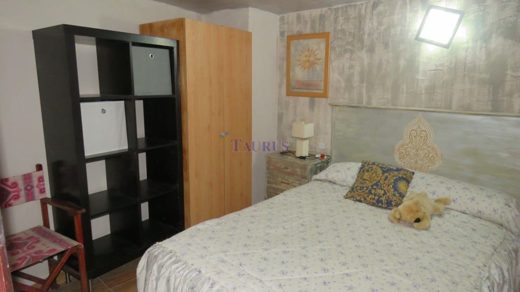 2 slaapkamer Huis te koop in Competa - € 66.000 (Ref: 3163145)