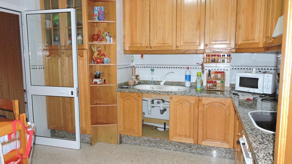 4 camera da letto Appartamento in vendita in Competa con garage - 180.000 € (Rif: 3163147)