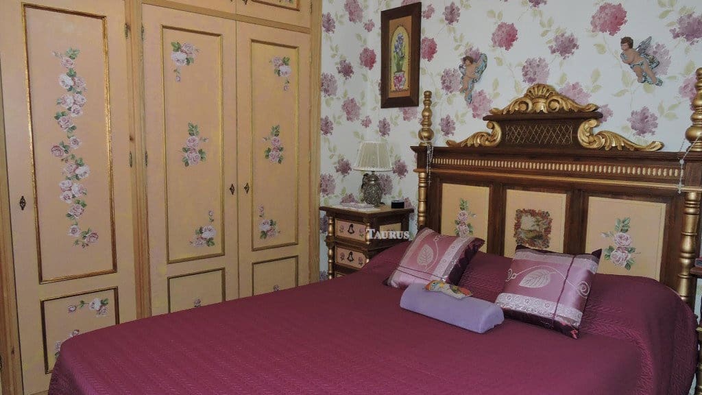 Casa de 4 habitaciones en Canillas de Albaida en venta con piscina - 175.000 € (Ref: 3163155)