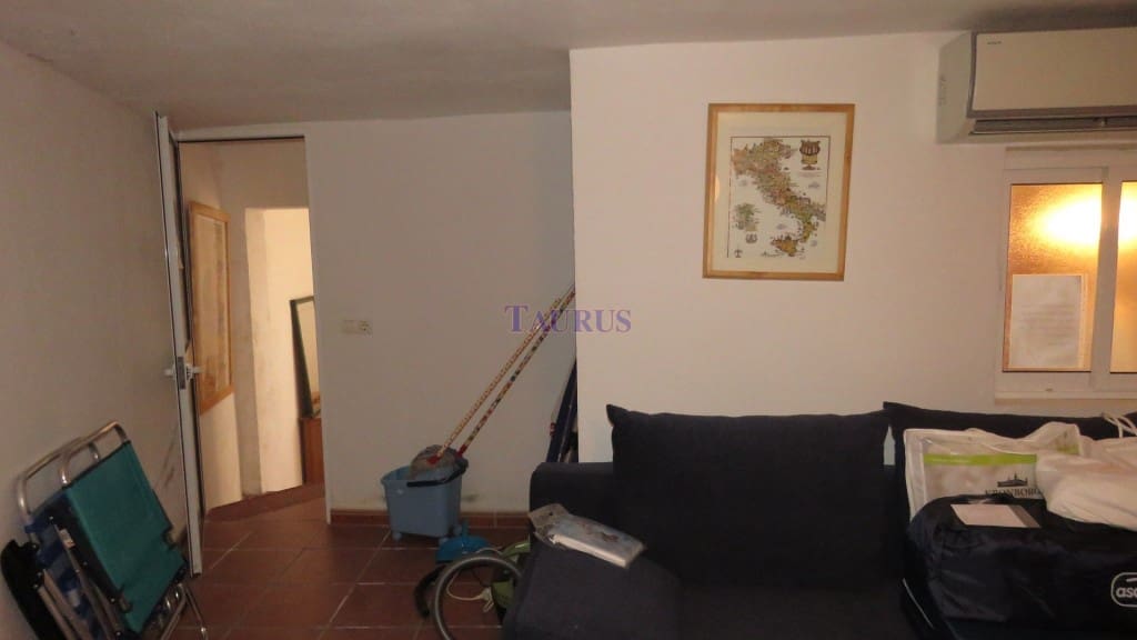 3 soveværelse Byhus til salg i Canillas de Albaida - € 159.000 (Ref: 3163203)