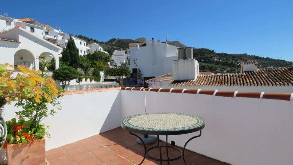 3 soveværelse Byhus til salg i Canillas de Albaida - € 159.000 (Ref: 3163203)