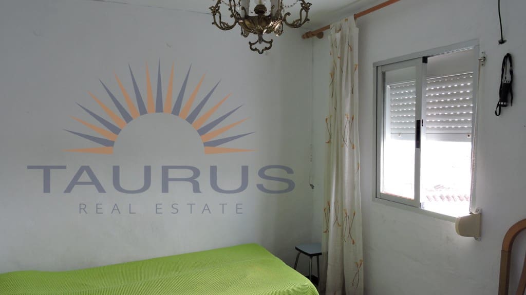 2 bedroom Townhouse for sale in Competa - € 87,000 (Ref: 3163259)