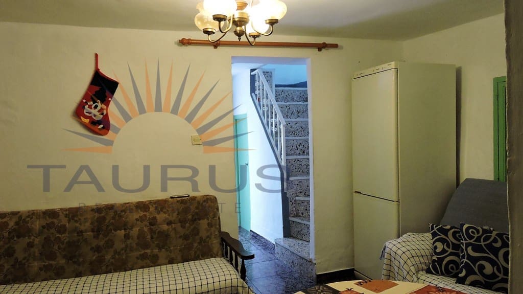 2 bedroom Townhouse for sale in Competa - € 87,000 (Ref: 3163259)