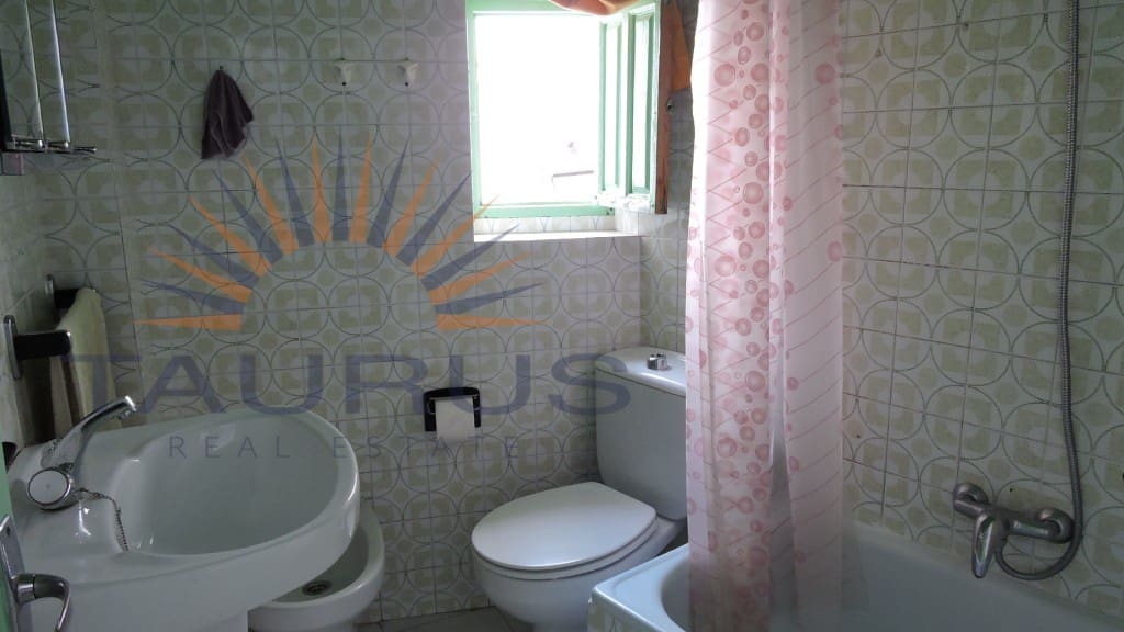 2 bedroom Townhouse for sale in Competa - € 87,000 (Ref: 3163259)