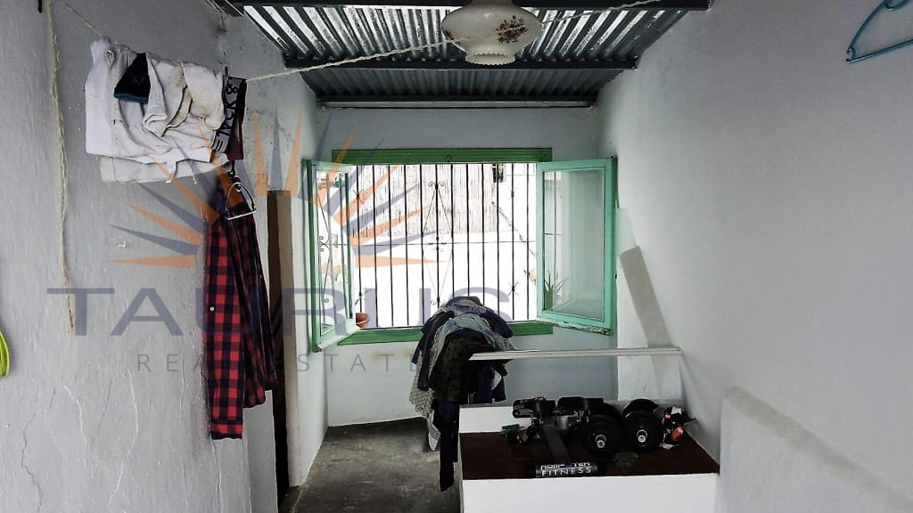 2 bedroom Townhouse for sale in Competa - € 87,000 (Ref: 3163259)