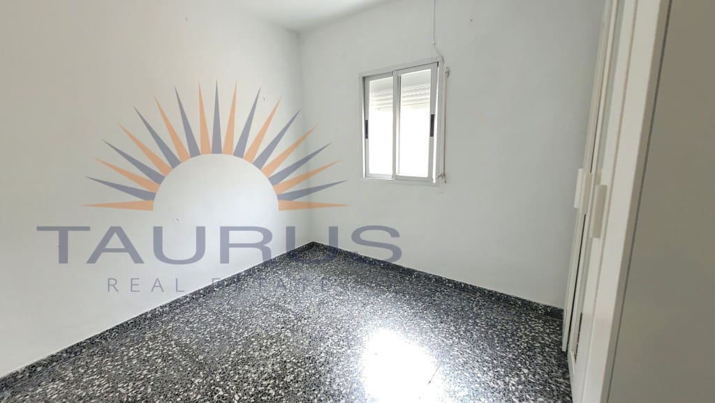 Casa de 2 habitaciones en Cómpeta en venta - 87.000 € (Ref: 3163259)