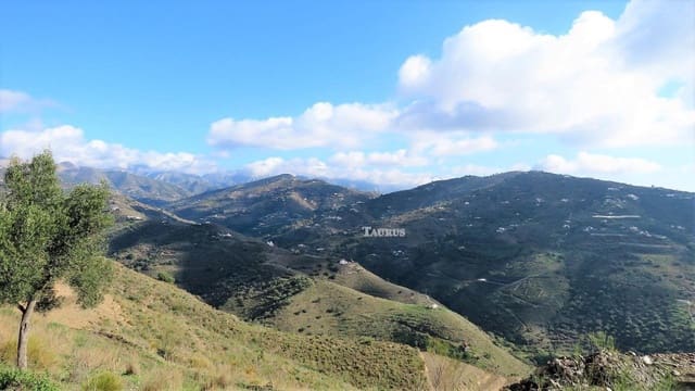Terreno Não Urbanizado para venda em Sayalonga - 90 000 € (Ref: 3163300)