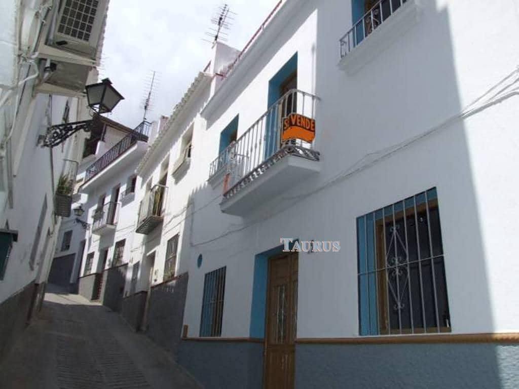 3 slaapkamer Huis te koop in Algarrobo - € 141.500 (Ref: 3163317)