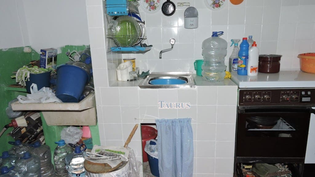 1 chambre Maison de Ville à vendre à Sayalonga - 53 000 € (Ref: 3163322)