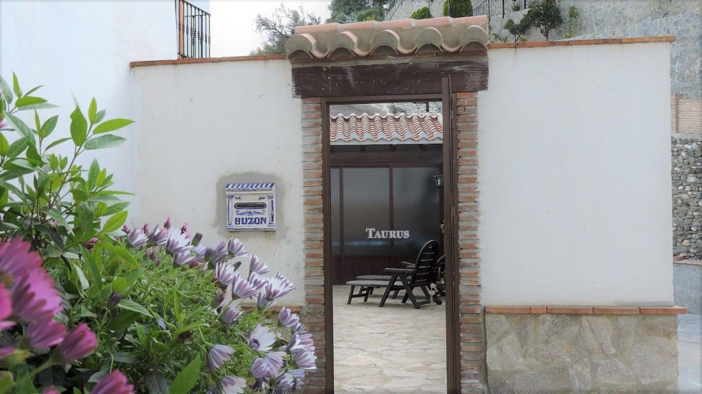 3 soveværelse Byhus til salg i Salares - € 209.000 (Ref: 3422554)