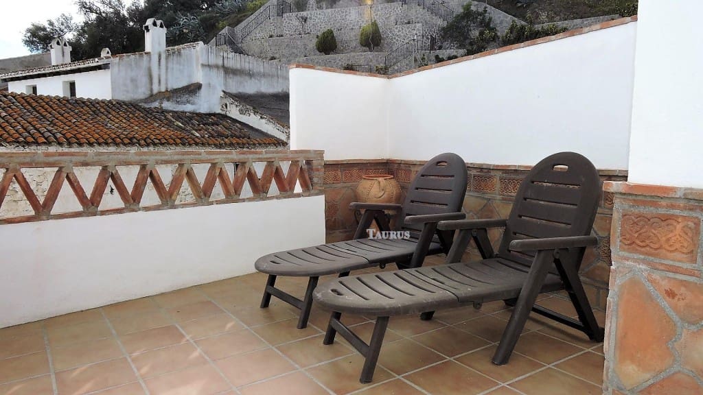 3 soveværelse Byhus til salg i Salares - € 209.000 (Ref: 3422554)