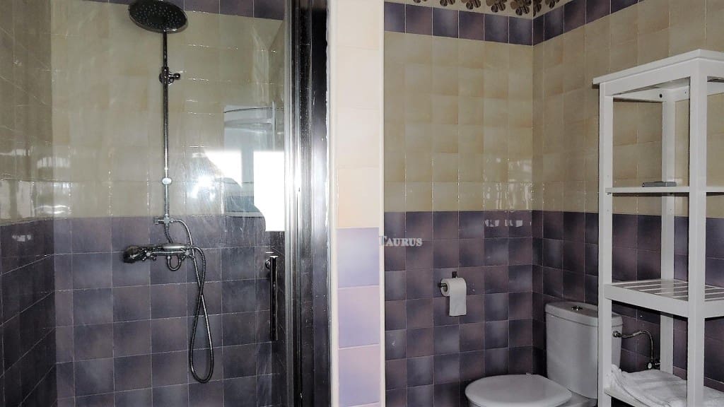 3 soveværelse Byhus til salg i Salares - € 209.000 (Ref: 3422554)