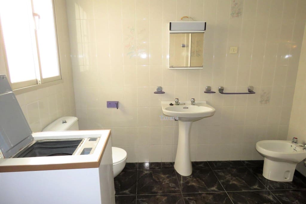 6 soverom Hus til salgs i Canillas de Albaida - € 132 000 (Ref: 3442847)