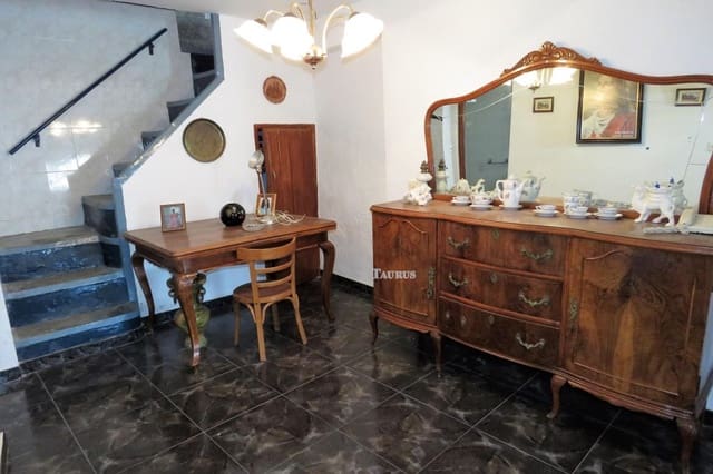 6 soverom Hus til salgs i Canillas de Albaida - € 132 000 (Ref: 3442847)