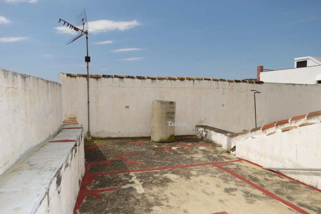 6 soverom Hus til salgs i Canillas de Albaida - € 132 000 (Ref: 3442847)