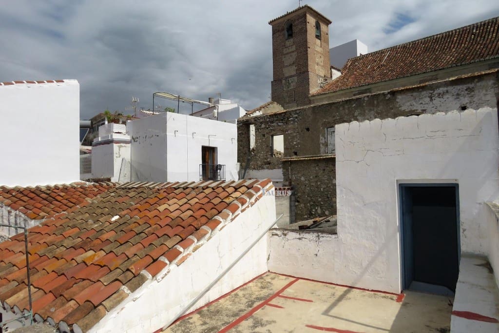 6 soverom Hus til salgs i Canillas de Albaida - € 132 000 (Ref: 3442847)