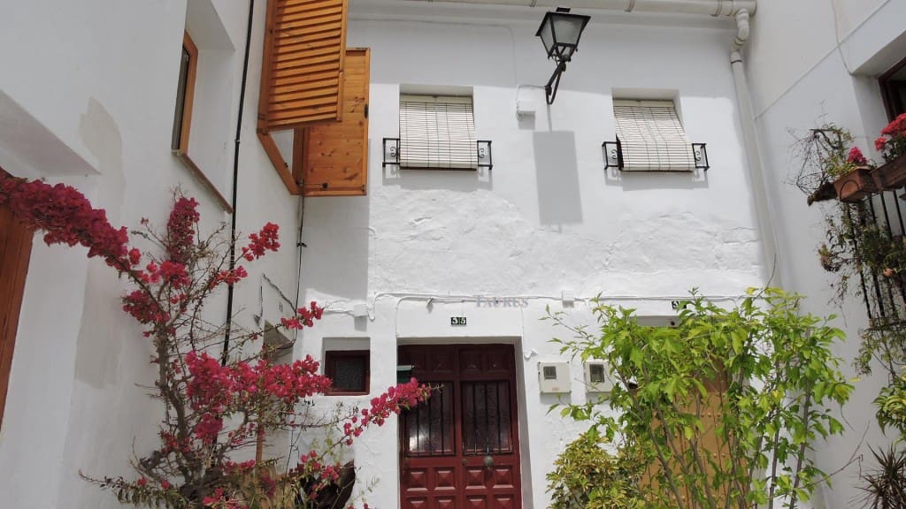 8 camera da letto Casa in vendita in Canillas de Albaida - 149.000 € (Rif: 3451963)