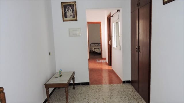 8 Zimmer Haus zu verkaufen in Canillas de Albaida - 149.000 € (Ref: 3451963)