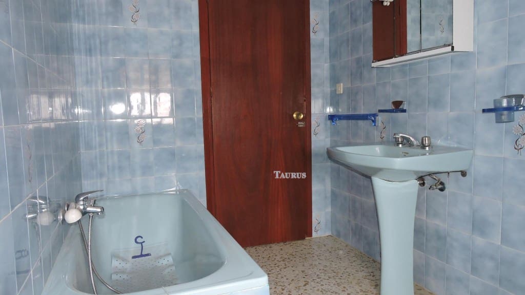 8 camera da letto Casa in vendita in Canillas de Albaida - 149.000 € (Rif: 3451963)
