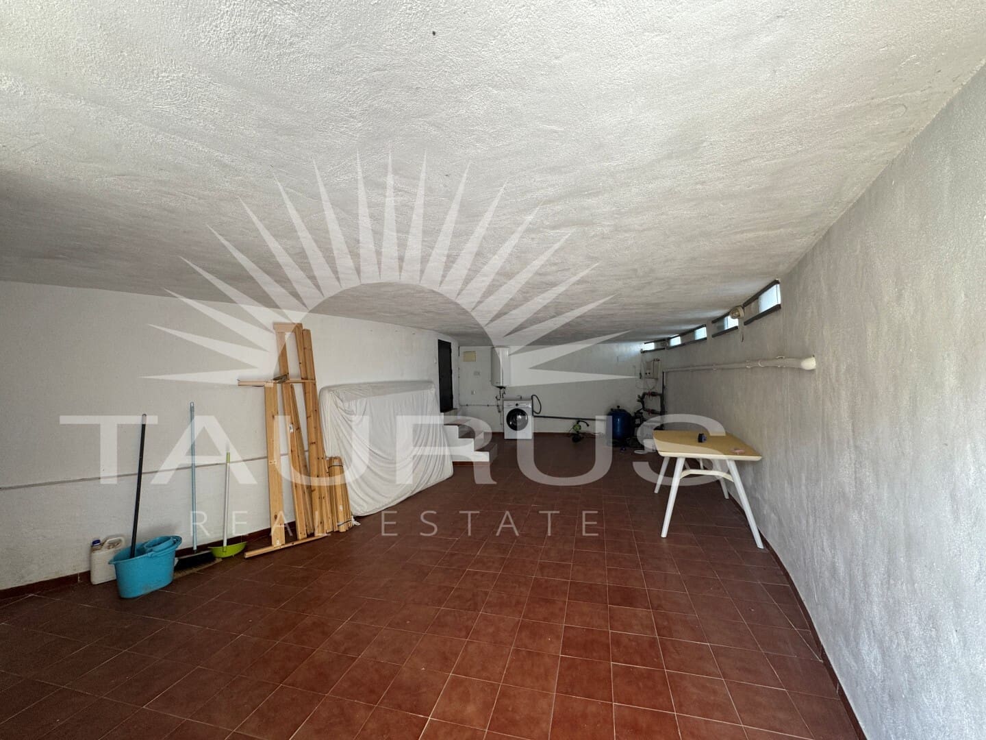 4 sypialnia Willa na sprzedaż w Torrox z basenem garażem - 360 000 € (Ref: 3471024)