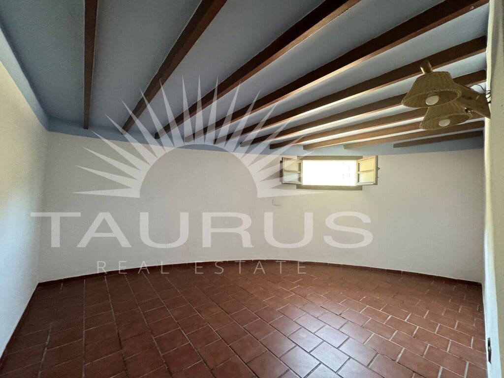 4 sypialnia Willa na sprzedaż w Torrox z basenem garażem - 360 000 € (Ref: 3471024)