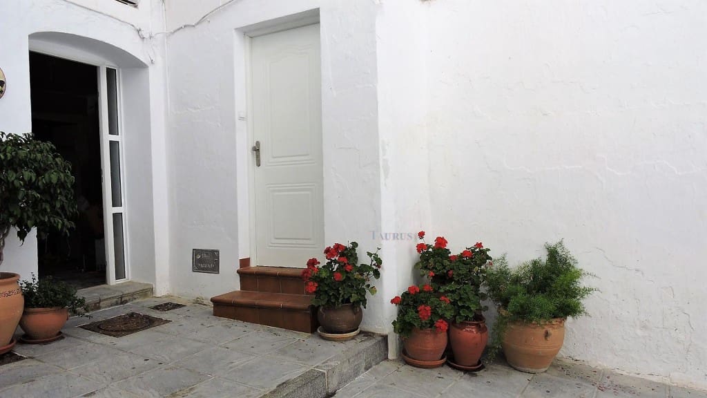 7 soveværelse Erhverv til salg i Competa - € 210.000 (Ref: 3503301)