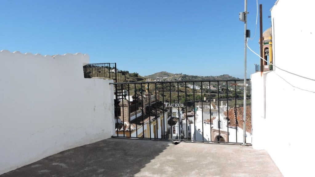 7 soveværelse Erhverv til salg i Competa - € 210.000 (Ref: 3503301)