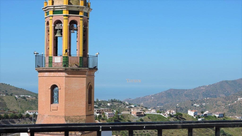 7 bedroom Townhouse for sale in Competa - € 210,000 (Ref: 3503301)