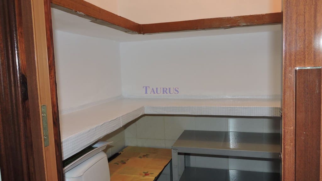 3 soveværelse Byhus til salg i Sayalonga - € 150.000 (Ref: 3621258)