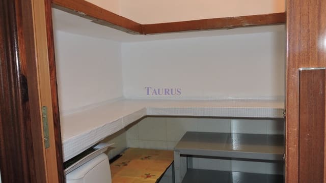 3 sovrum Hus till salu i Sayalonga - 150 000 € (Ref: 3621258)