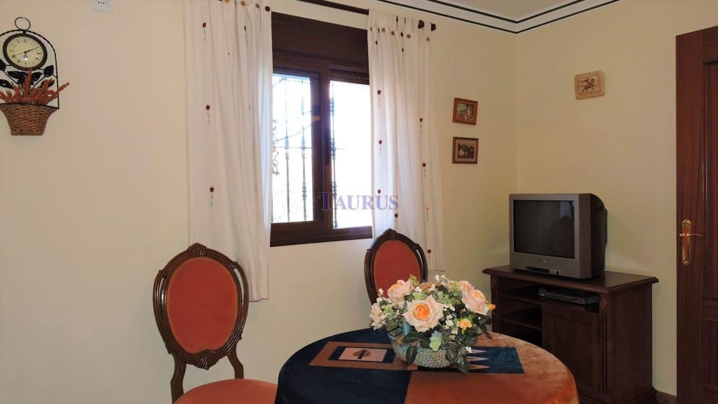 3 soveværelse Byhus til salg i Sayalonga - € 150.000 (Ref: 3621258)