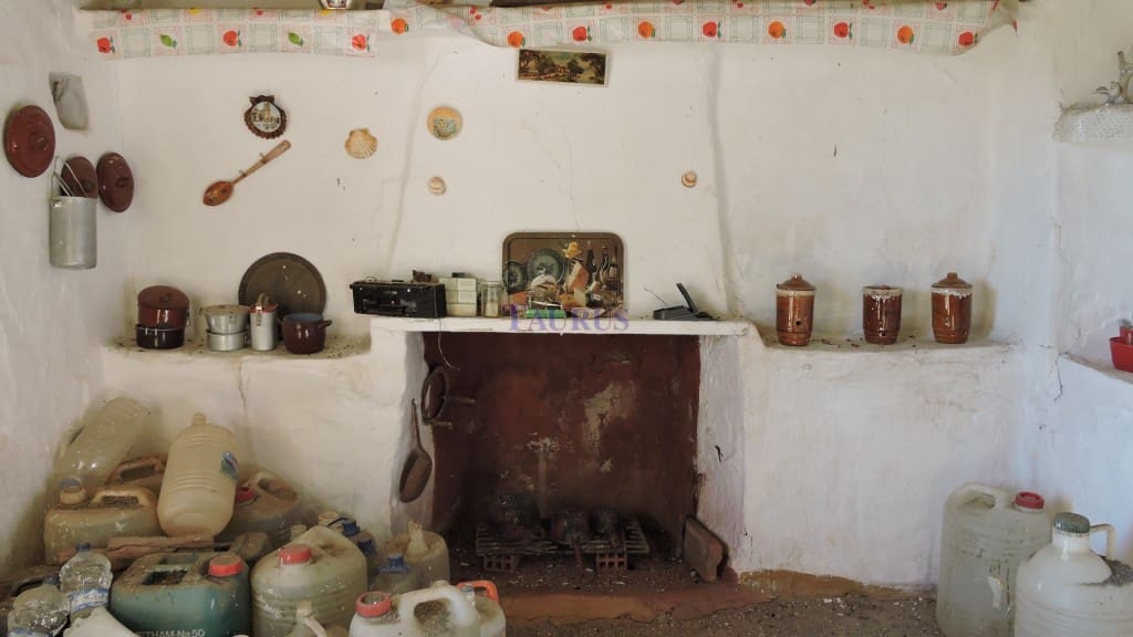 Quinta/Casa Rural para venda em Sayalonga - 70 000 € (Ref: 3700860)