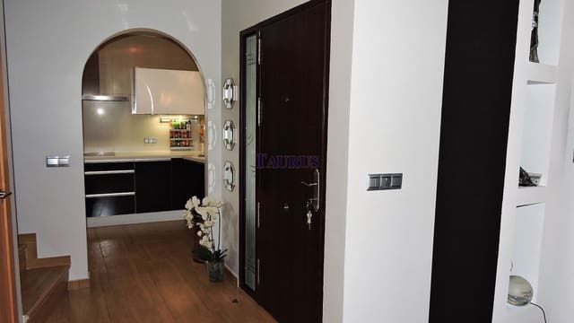 3 quarto Casa em Banda para venda em Archez com garagem - 220 000 € (Ref: 3801747)