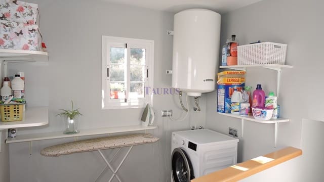 3 quarto Casa em Banda para venda em Archez com garagem - 220 000 € (Ref: 3801747)